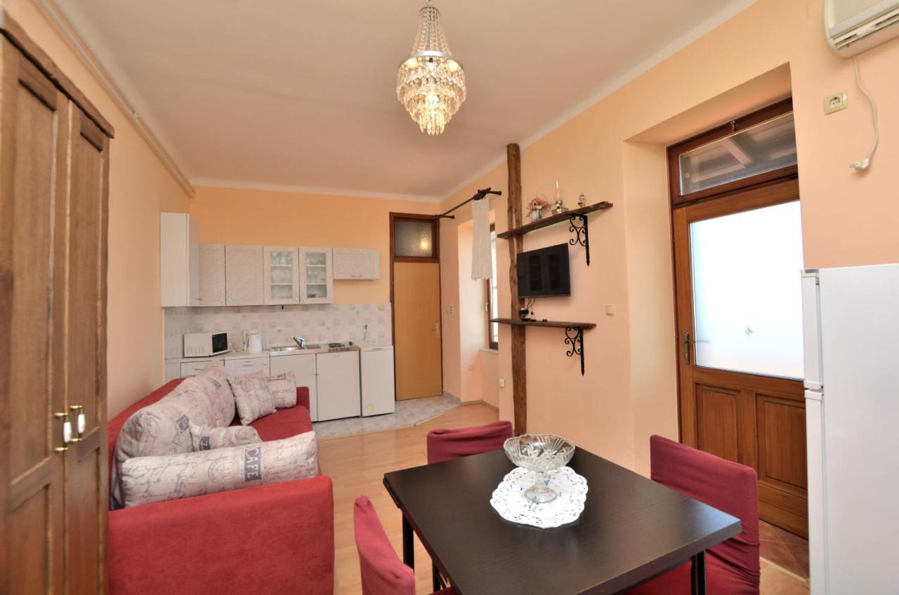 Apartment Mirela Opatija Exterior photo