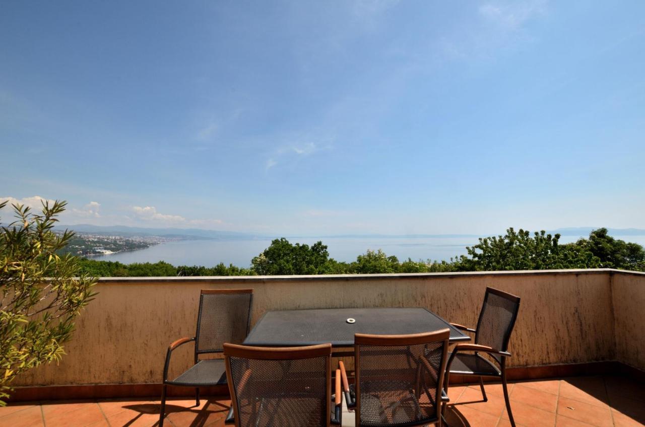 Apartment Mirela Opatija Exterior photo